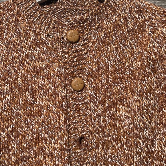 1980s Hand-knit Brown Cardigan - Picture 5 of 6
